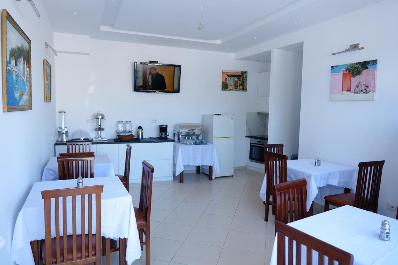 Lumi Hotel Sarandë 외부 사진