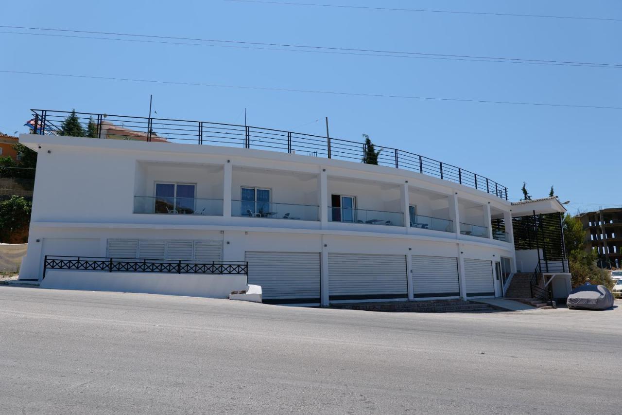 Lumi Hotel Sarandë 외부 사진