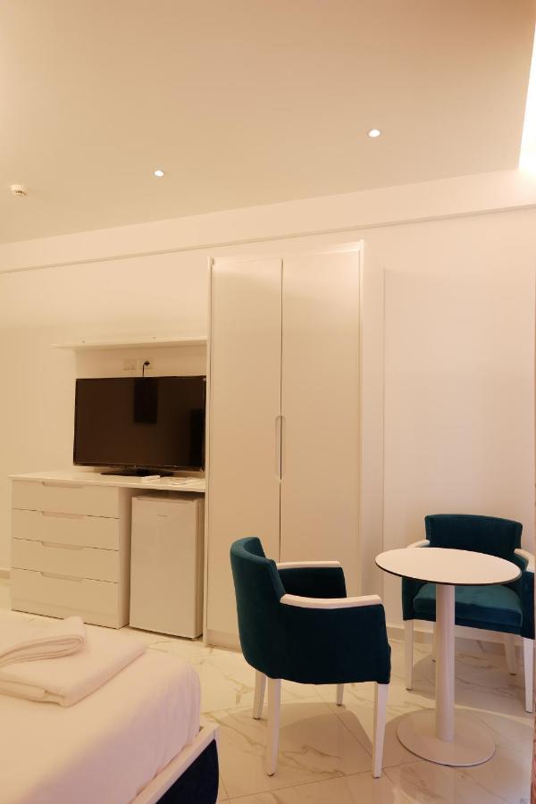 Lumi Hotel Sarandë 외부 사진